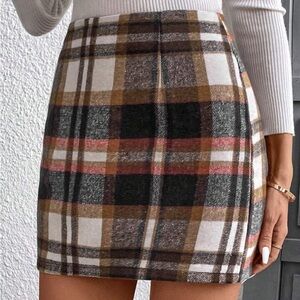 Plaid pencil skirt wool like material zip up size large